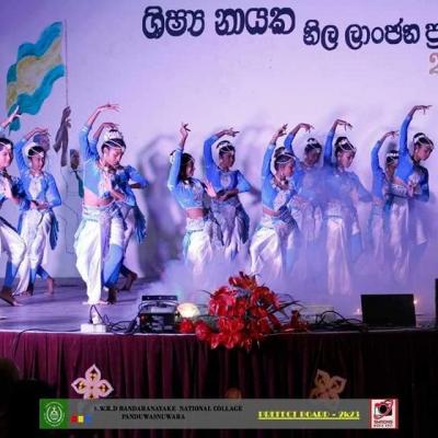 368453615 724483209696511 1056278118694557756 N